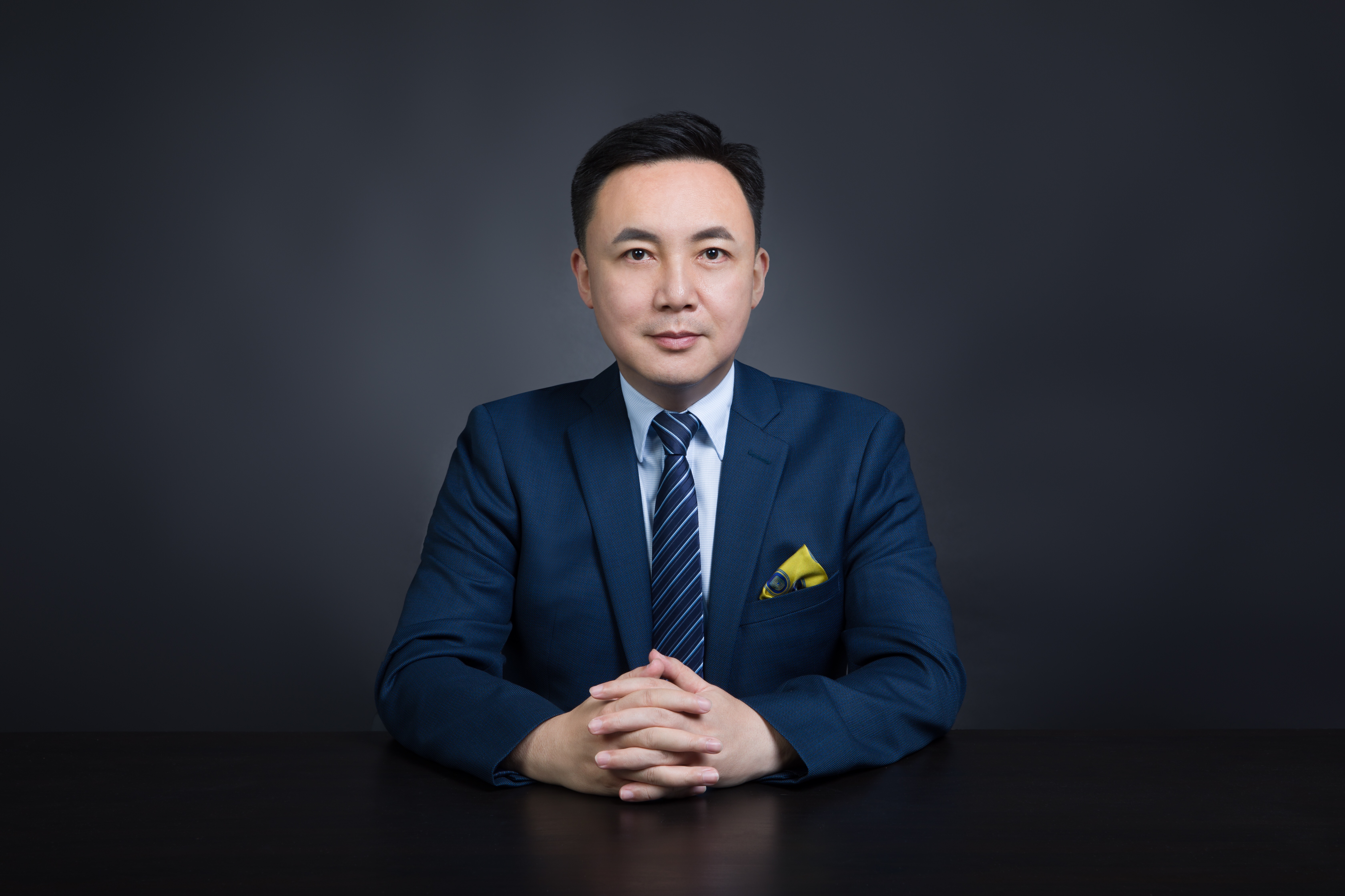 正式肖像照